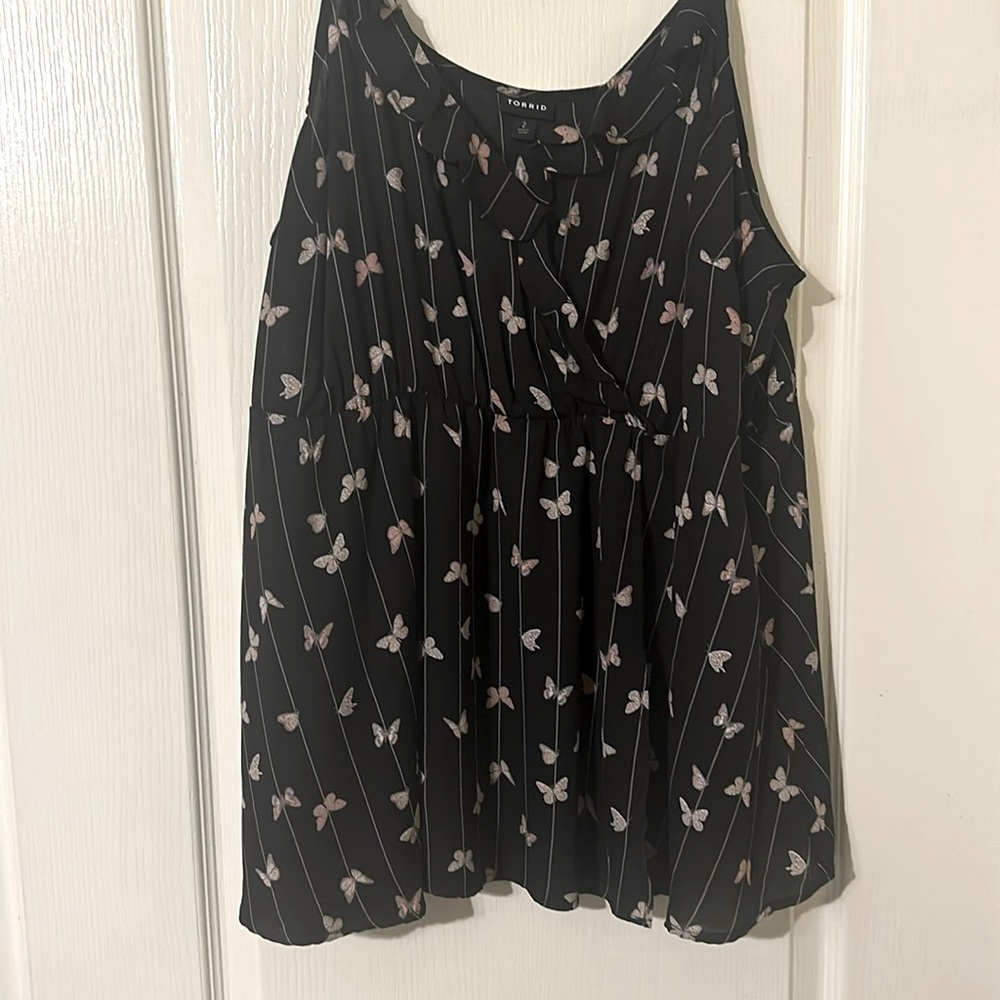 2x Torrid Georgette Ruuffle Front Cami